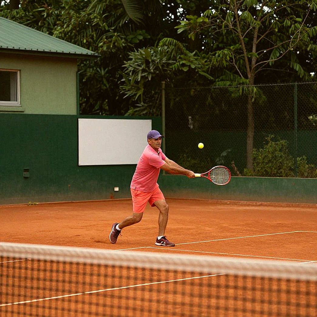 Ningbo: Rybakina Beat Kawa, But Held Serve Zero Times in the Second Set